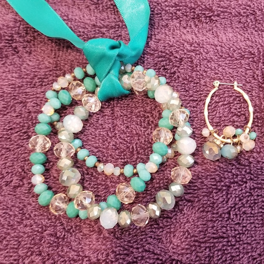 Triple Turquoise Beaded Bracelet w/Earrings